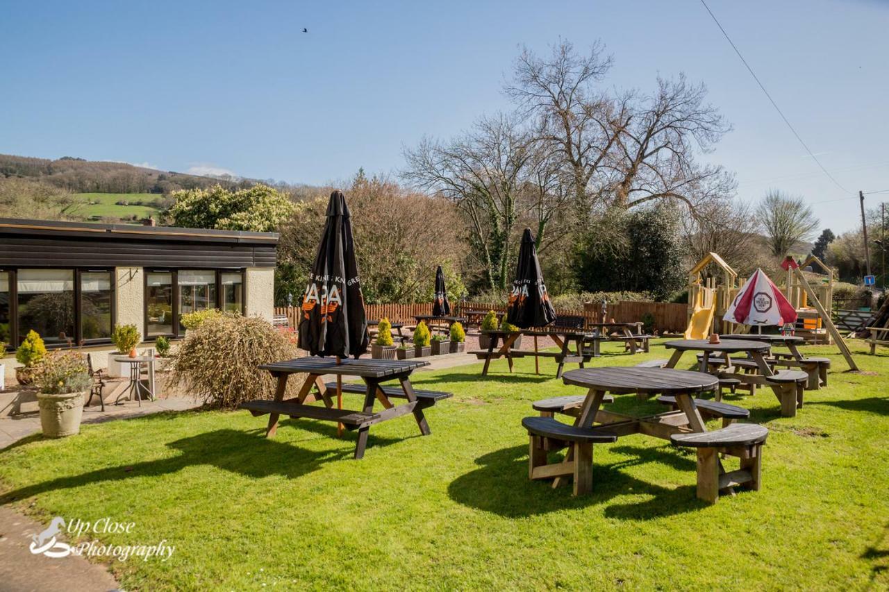 The Farmers Boy Inn 3*