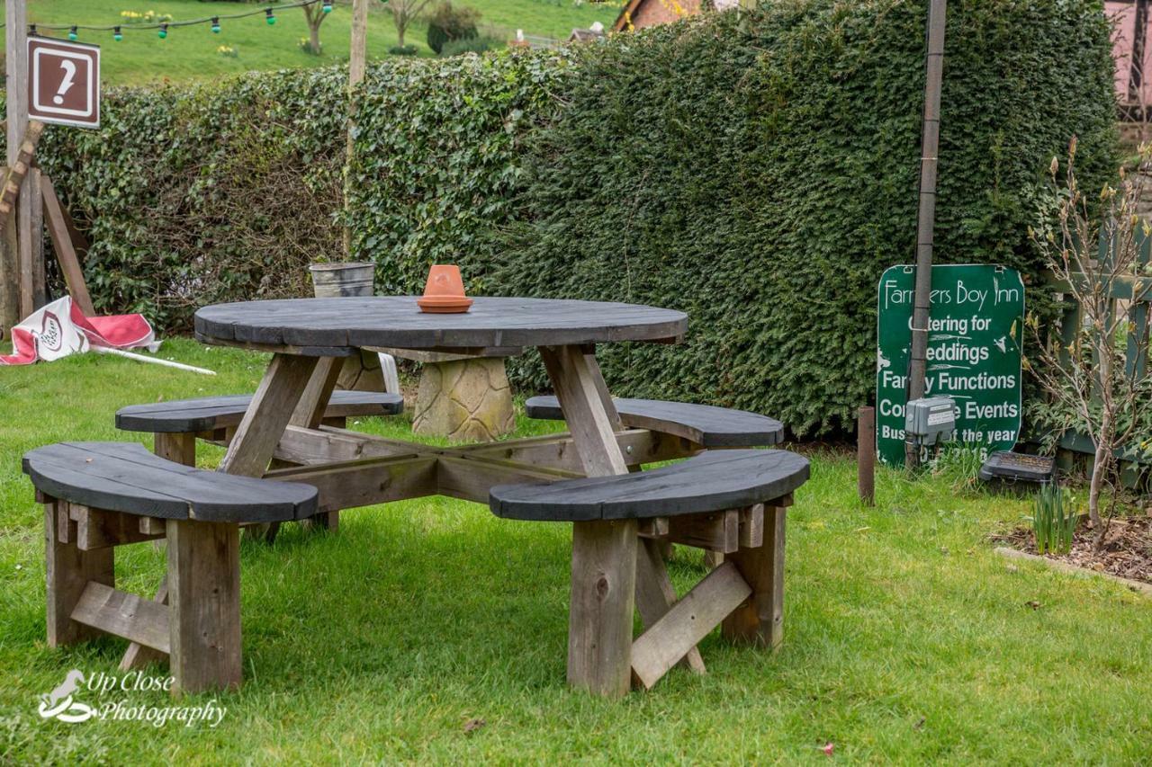 The Farmers Boy 3* Longhope