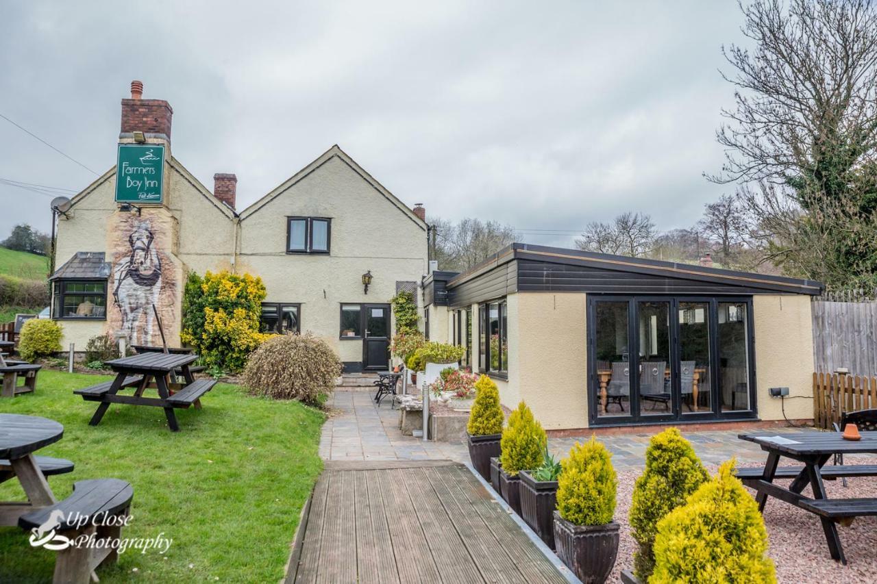 The Farmers Boy Inn 3*